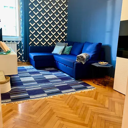 Apartment Stock22 *